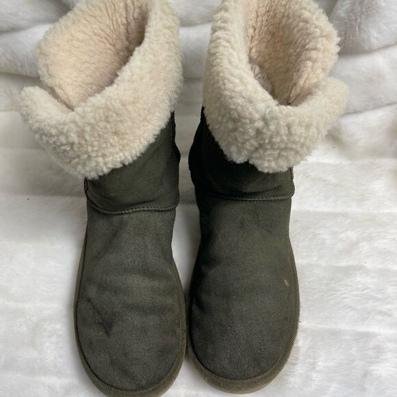Kookaburra by Ugg suede olive green short boots with shearling and faux … - Picture 7 of 12